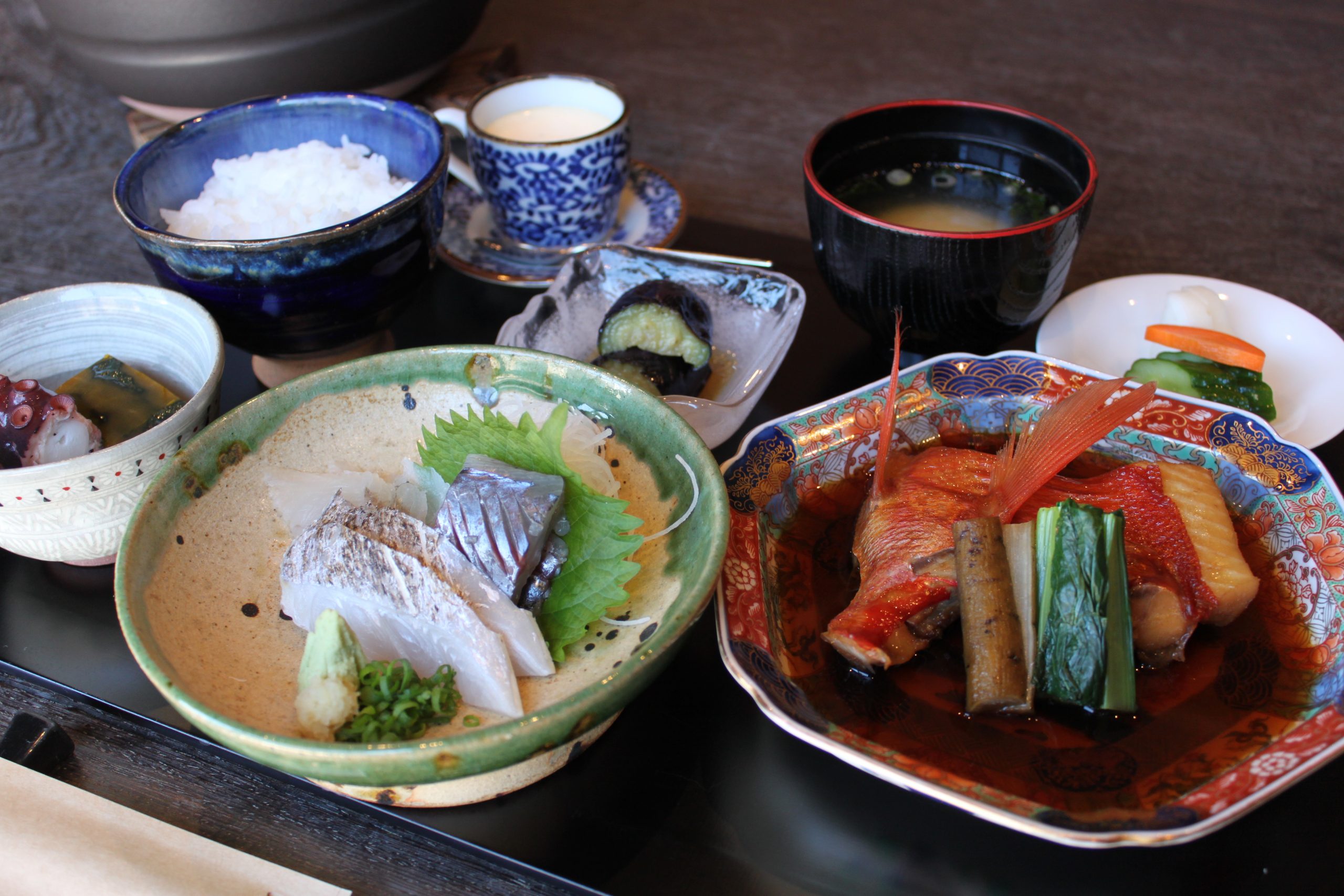 佐助どん 南房総地魚ランチ まるい鮮魚店